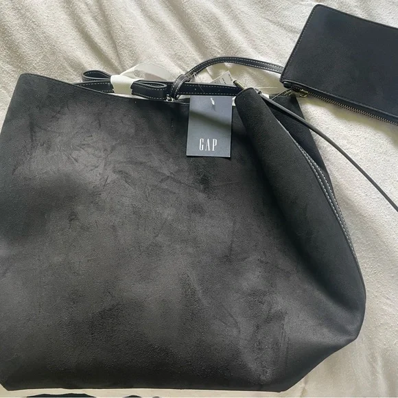 Gap Vegan Suede Bucket Bag w/ Detachable Purse - Picture 4 of 4